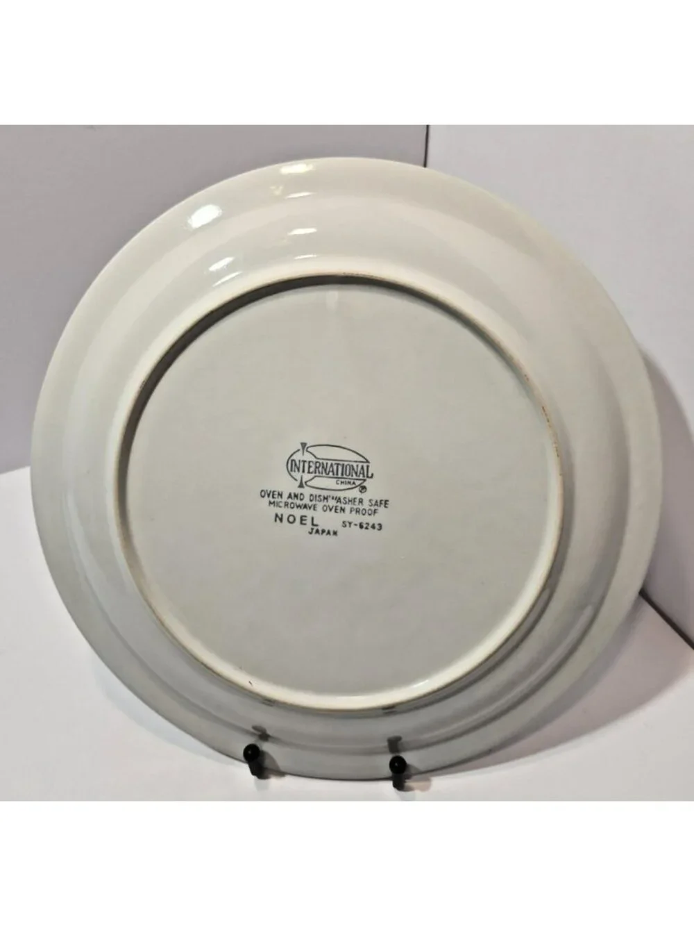 Vtg International China Noel Round Platter/Chop Plate SY6243 Japan Christmas